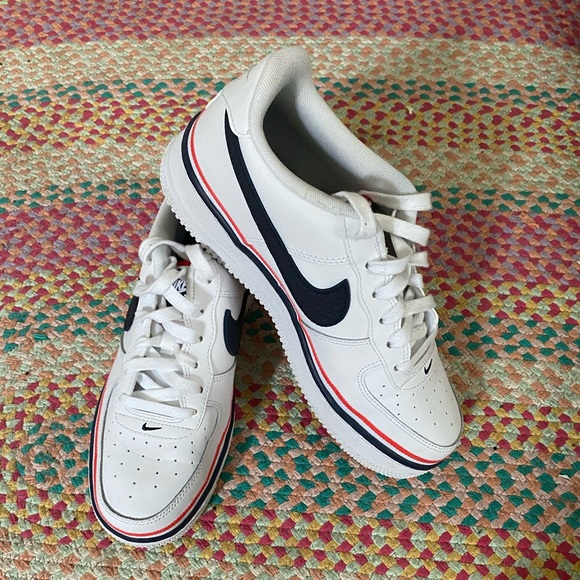 Nike AF1 - Picture 9 of 11